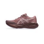 Tênis Asics Novablast 5 TR Feminino