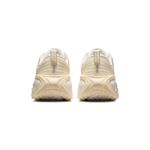 Tênis Nike Vomero Plus Feminino