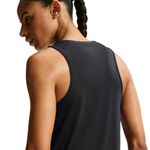 Regata Performance Nike One Classic Feminina