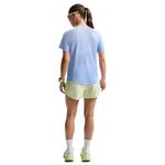 T-shirt Performance Nike Swift Standard Feminina