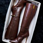 Bota Cano Longo Couro Premium Salto Alto Fino Marrom Cacau