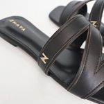 Rasteira Zhaya Couro Preto