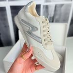 Tênis Couro Camurça Premium Zhaya Off White Prata