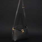 Bolsa Couro Tiracolo Pequena Preto