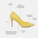 Scarpin Couro Salto Médio Fino Amarelo Manteiga
