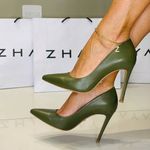 Scarpin Couro Salto Alto Fino Verde Militar