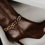 Bota Cano Longo Couro Premium Salto Médio Fino Marrom Cacau