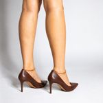 Scarpin Premium 100% em Couro Legítimo | Salto Médio Fino Marrom