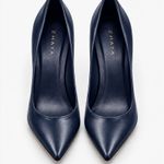 Scarpin Premium 100% em Couro Legítimo | Salto Médio Fino Azul