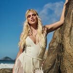 Maiô Chloé Lírio 