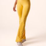Calça Karina Mango