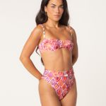 Hot Pants Lila Farsi