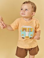 T-shirt flamê e short waffle