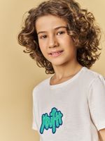 T-shirt em flamê e bermuda tactel tropical
