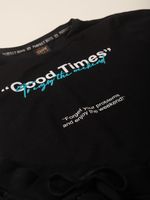 T-shirt em meia malha e bermuda moletinho