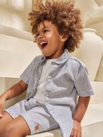 Trio camisa com regata e bermuda
