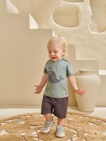 T-shirt em malha e short malha waffle