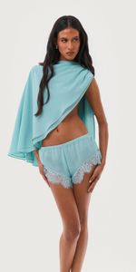 Capa Thea | Thea Cape
