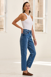 Calça Reta Jeans Zayra Moreau