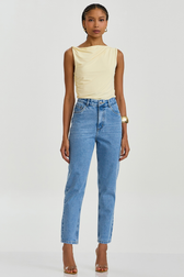 Calça Jeans Mom Flora Boechat