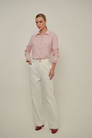 CAMISA PEQUIM LINHO ROSA BORDADO