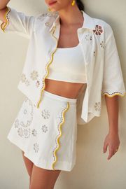 CAMISA VALENTINA LINHO E BORDADOS OFF WHITE
