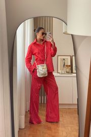 CALÇA ANA BEATRIZ VERMELHA LISTRADA