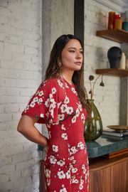 VESTIDO VERMELHO ENERGIA ESTAMPA CEREJEIRAS