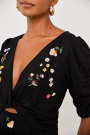 VESTIDO MARIA CAMBRAIA DE LINHO COM BORDADO