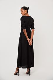 VESTIDO MARIA CAMBRAIA DE LINHO COM BORDADO