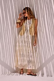 VESTIDO MALIBU RENDA COM BORDADO