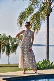 VESTIDO ONDAS TELA BORDADA