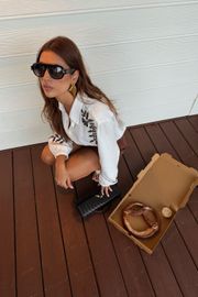 CAMISA SARDENHA OFF WHITE COM BORDADO