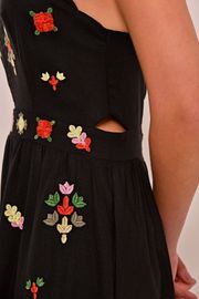 VESTIDO SHANTAL COM BORDADO
