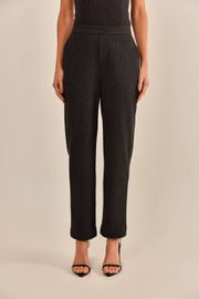 CALÇA ZAIRA ALFAIATARIA RISCA DE GIZ