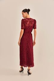 VESTIDO AMALIA EM RENDA