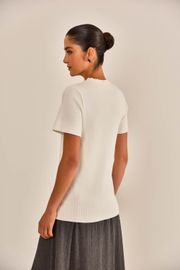 BLUSA ITA TRICOT COM BORDADO