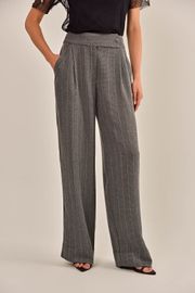  CALÇA CAMILA ALFAIATARIA RISCA DE GIZ