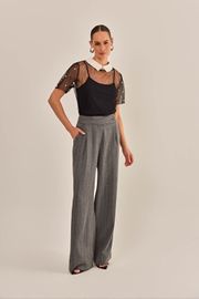  CALÇA CAMILA ALFAIATARIA RISCA DE GIZ
