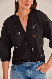 BLUSA VIRGINIA BORDADA