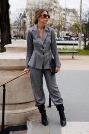 CALÇA ANGELINA ALFAIATARIA CHEVRON