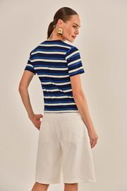 CAMISETA AYLA VISCOSE LISTRADA
