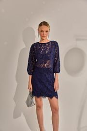 BLUSA CIÇA RENDA TINTURADA