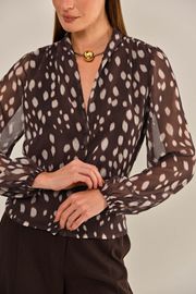 BLUSA ELLIOT CREPE ESTAMPADO