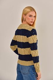 BLUSA ENCANTO TRICOT LISTRADO