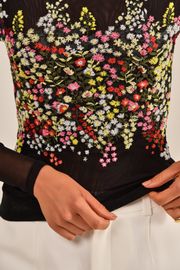 BLUSA BRUNA  TULE BORDADA