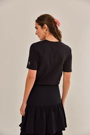 CAMISETA BEATRIZ BORDADA