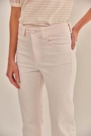 CALÇA BALLET EM SARJA