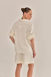 CAMISA YOLANDA COM BORDADO