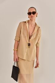 CAMISA JOY CAMBRAIA EM LIOCEL